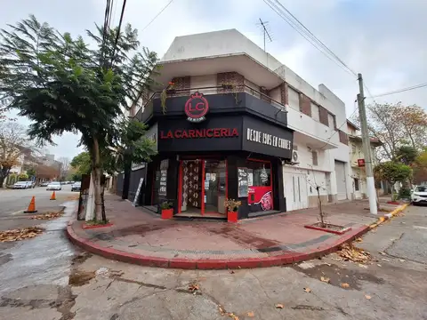 LOCAL COMERCIAL + VIVIENDA ZONA LA PERLA