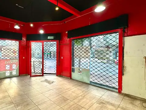 LOCAL COMERCIAL + VIVIENDA ZONA LA PERLA