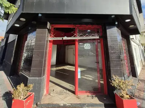 LOCAL COMERCIAL + VIVIENDA ZONA LA PERLA