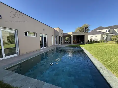Casa en Alquiler de 3 dormitorios
