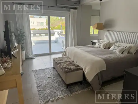 Casa 6 ambientes con 3 baños