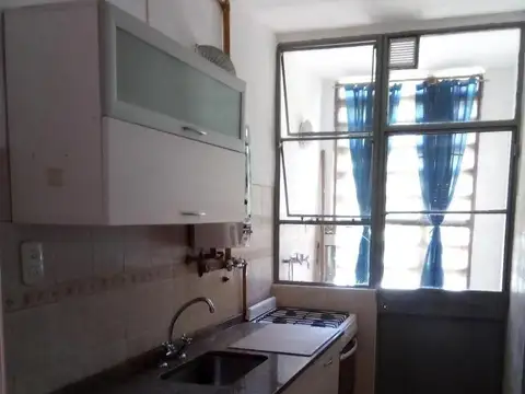 Av. Kennedy 2318 , Piso 1