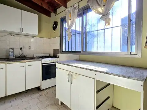 Depto Tipo Casa en Alquiler de 2 dormitorios