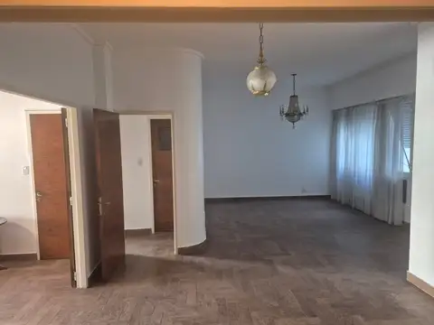 Departamento 3 ambientes con 2 baños