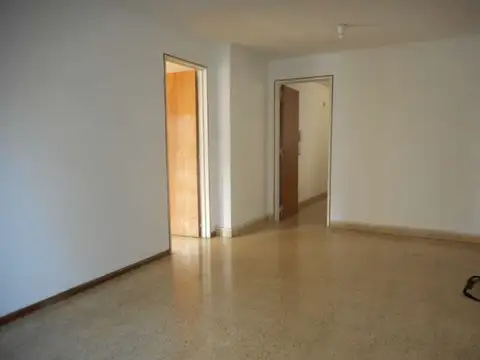 Mariano Fragueiro 100, Piso 8 A