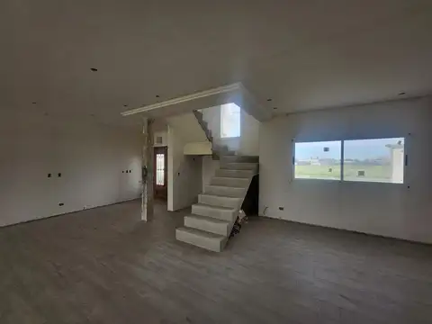 Casa en Venta en Funes, USD 190.000