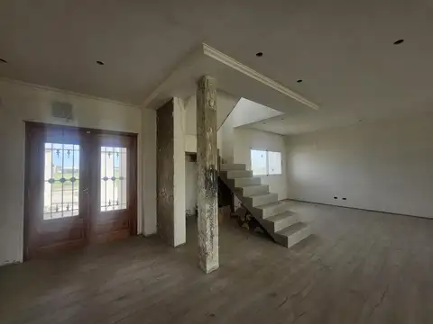 Casa A Terminar 4 Ambientes en Roldan – Excelente Lote 630m² – Detalles Premium