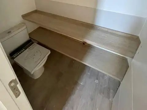 Depto Tipo Casa en Venta en La Luisita, USD 230.000