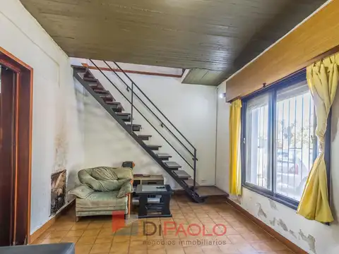 Depto Tipo Casa en Venta con 1 cocheras