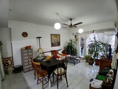 Avenida Caseros 2400