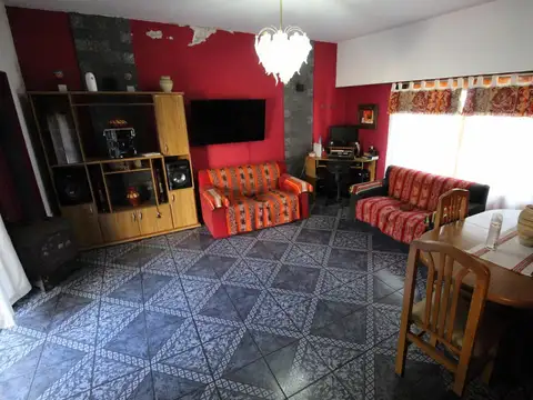 Casa en Venta en Villa Luzuriaga, USD 145.000