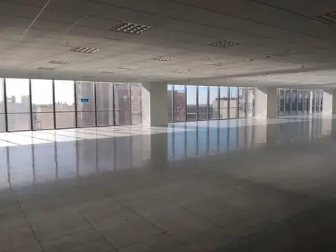 CEL - Av. del Libertador 7200 - Oficinas en Alquiler