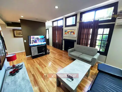 Casa en Venta en Castelar, USD 250.000