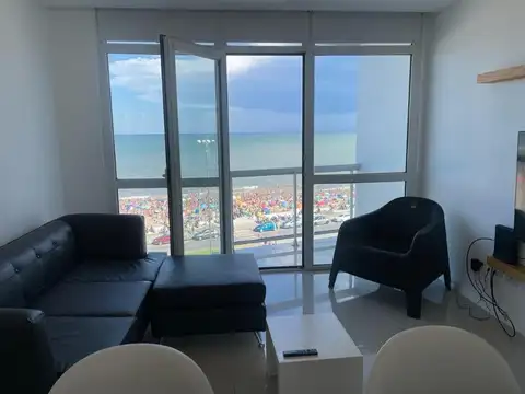 Av. Felix U. Camet 1629