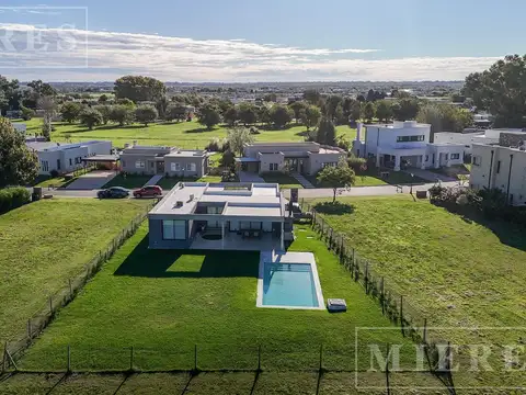 Casa en Venta en San Sebastian, USD 215.000