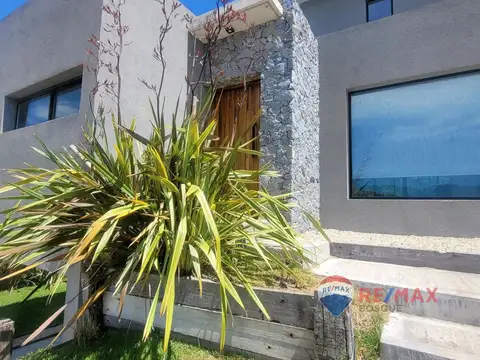 Casa en Venta en Barrio Residencial 2, USD 365.000