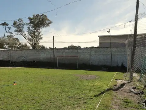 25 De Agosto 100