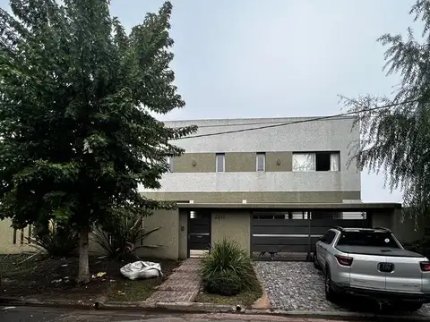 "BARRIO DON CARLOS"  132 bis e/ 507  y 508 2400