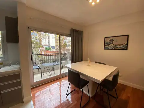 Falcon 1800, Piso 2