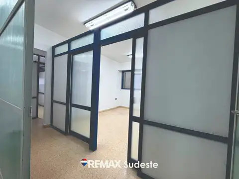 Oficina en Alquiler 51 años