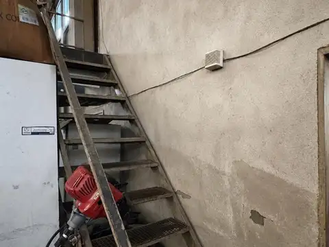 VENTA EXCEPCIONAL PREDIO SOBRE COLECTORA  AC OESTE.CASTELAR