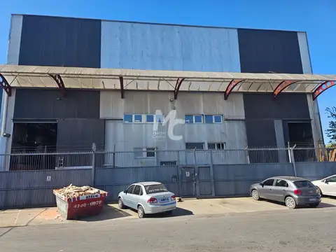Galpón en venta en Benavidez (financiamiento)