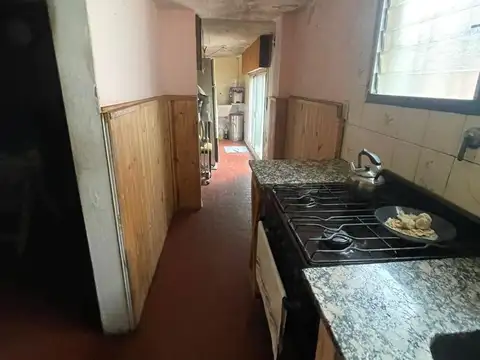Casa en Venta con 3 cocheras