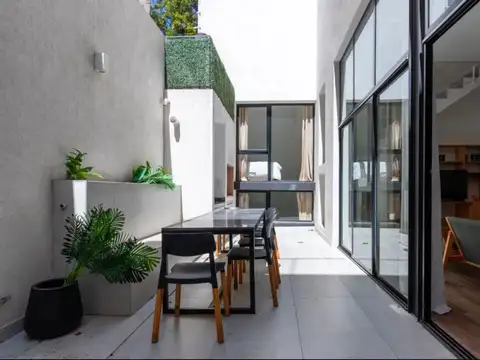Depto Tipo Casa en Alquiler de 5 ambientes