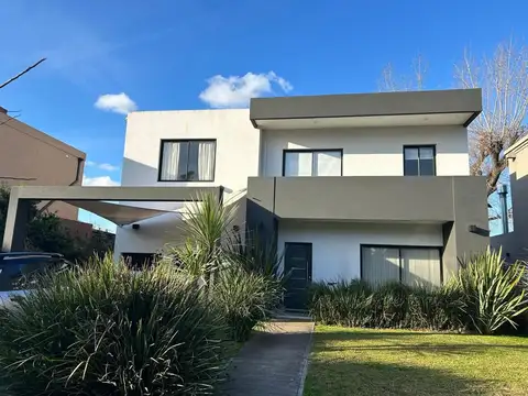 CASA EN VENTA HARAS MARIA VICTORIA