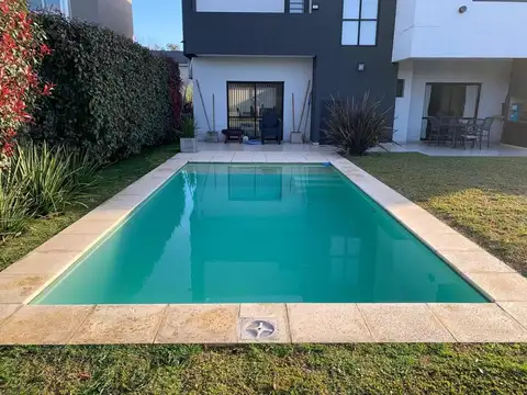 CASA EN VENTA HARAS MARIA VICTORIA