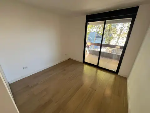 Departamento 5 ambientes con 2 baños