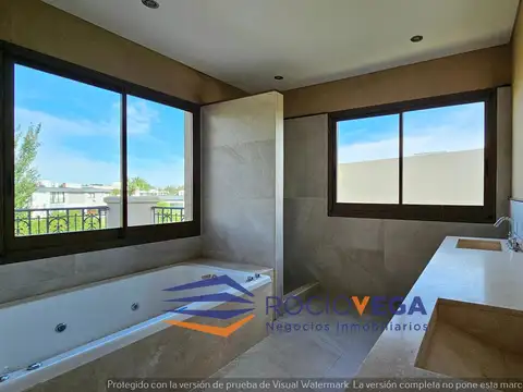 Casa en Alquiler al Norte