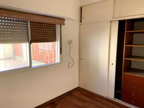 Depto Tipo Casa 4 ambientes con 1 baño