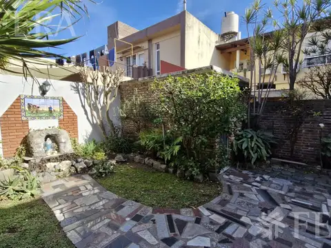 Depto Tipo Casa en Venta de 3 ambientes