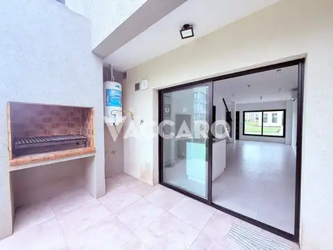 Casa en Alquiler 1 año