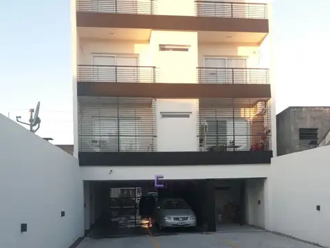 Cochera descubierta en Alicia Moreau de Justo 2.963