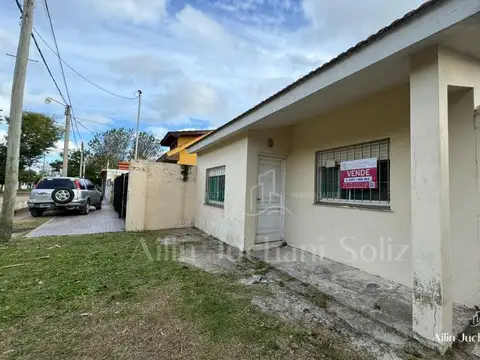 CASA EN LOTE PROPIO SAN CLEMENTE DEL TUYU
