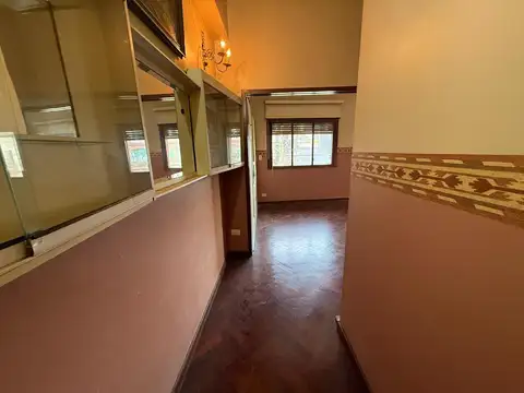 Depto Tipo Casa 4 ambientes con 2 baños