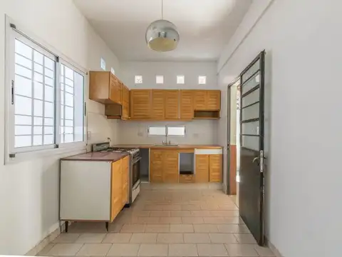 Venta. Casa 4 ambientes REFACCIONADA. Terraza. Don Bosco