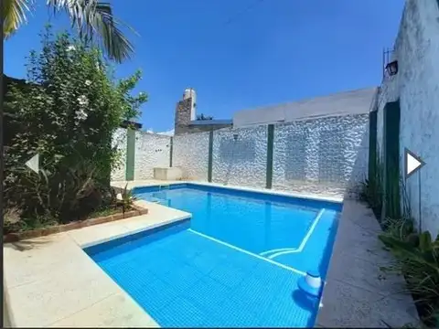 OPORTUNIDAD VENTA CASA 4 AMB ITUZAINGO NORTE