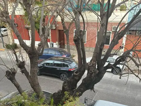 Depto Tipo Casa en Alquiler de 4 ambientes