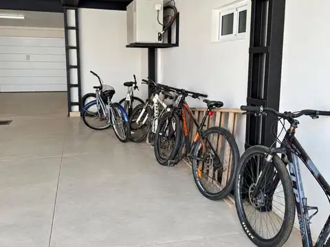 Venta de cocheras en pleno centro de Esperanza