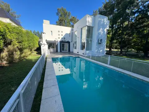 Oportunidad en Canning – Casa en Venta El Lauquen