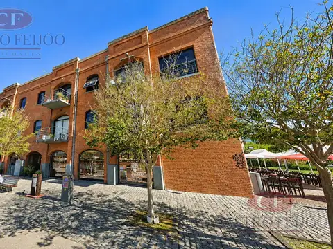Avenida Alicia Moreau De Justo 1700