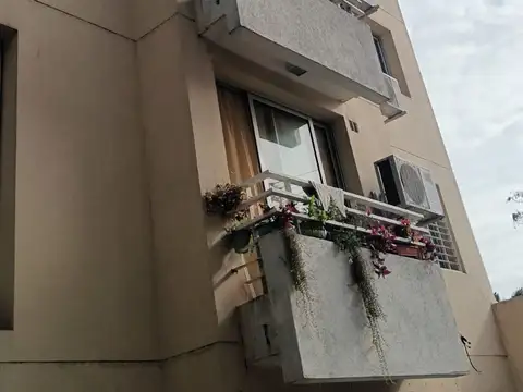 Manuel Castro 400, Piso 3