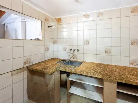 Depto Tipo Casa 2 ambientes con 1 baño