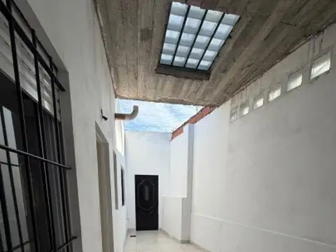 Depto Tipo Casa en Alquiler 26 años