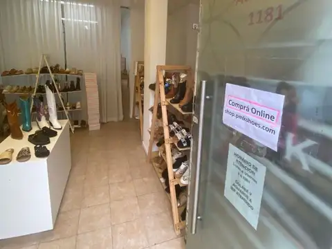 Local en Alquiler Via Pública