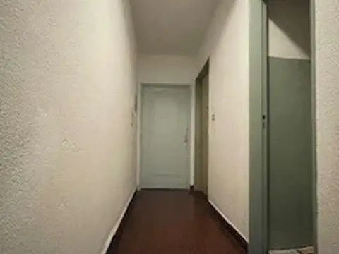 Avenida Escalada 100, Piso 3