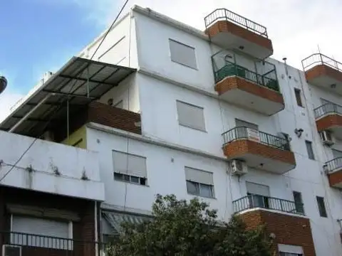 Depto 3 Amb. en Tapia de Cruz y Rivadavia